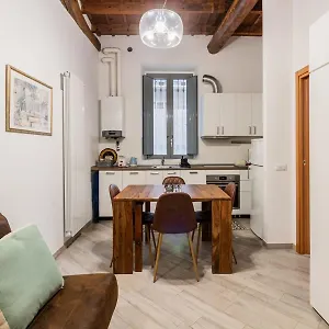 https://homeby-appartamento-anna-maria.it-lombardy.com
